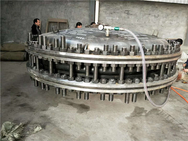 膨脹節(jié)生產(chǎn)車(chē)間